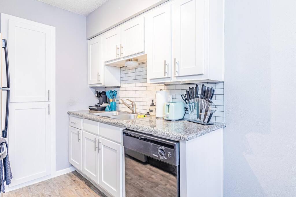Central 1Br King Bed Suites, Close To Downtown & Domain Όστιν Εξωτερικό φωτογραφία