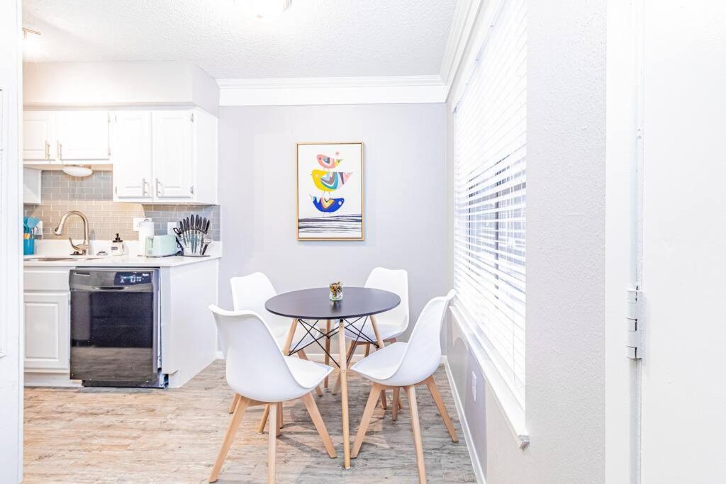 Central 1Br King Bed Suites, Close To Downtown & Domain Όστιν Εξωτερικό φωτογραφία